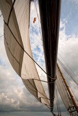 sailing ... V