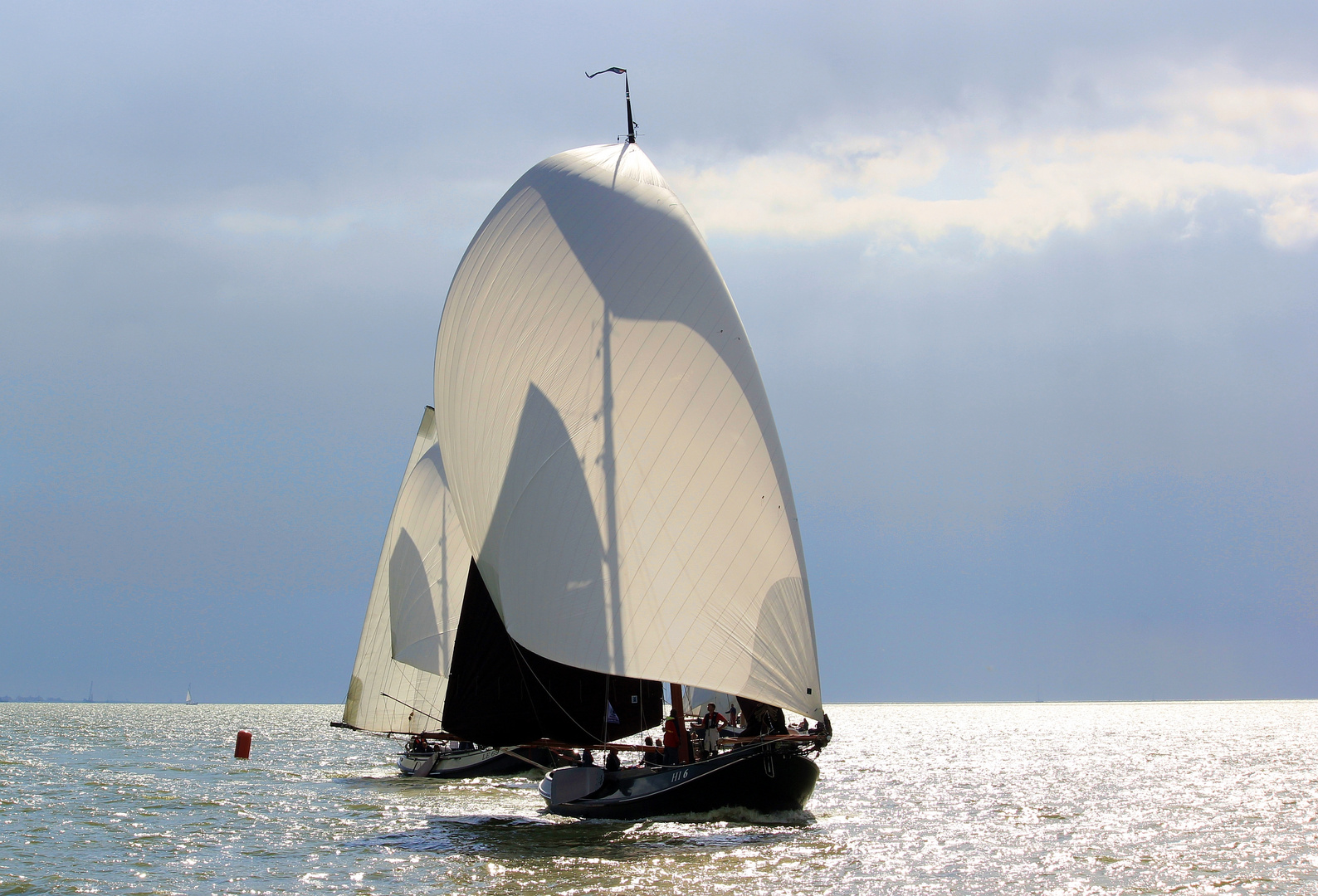 Sailing with a Lemsteraak