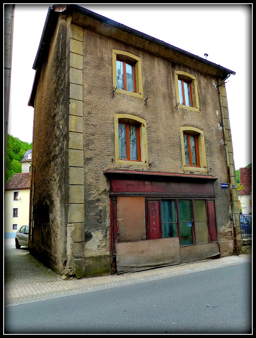 SAINT - HIPPOLYTE - 8 -