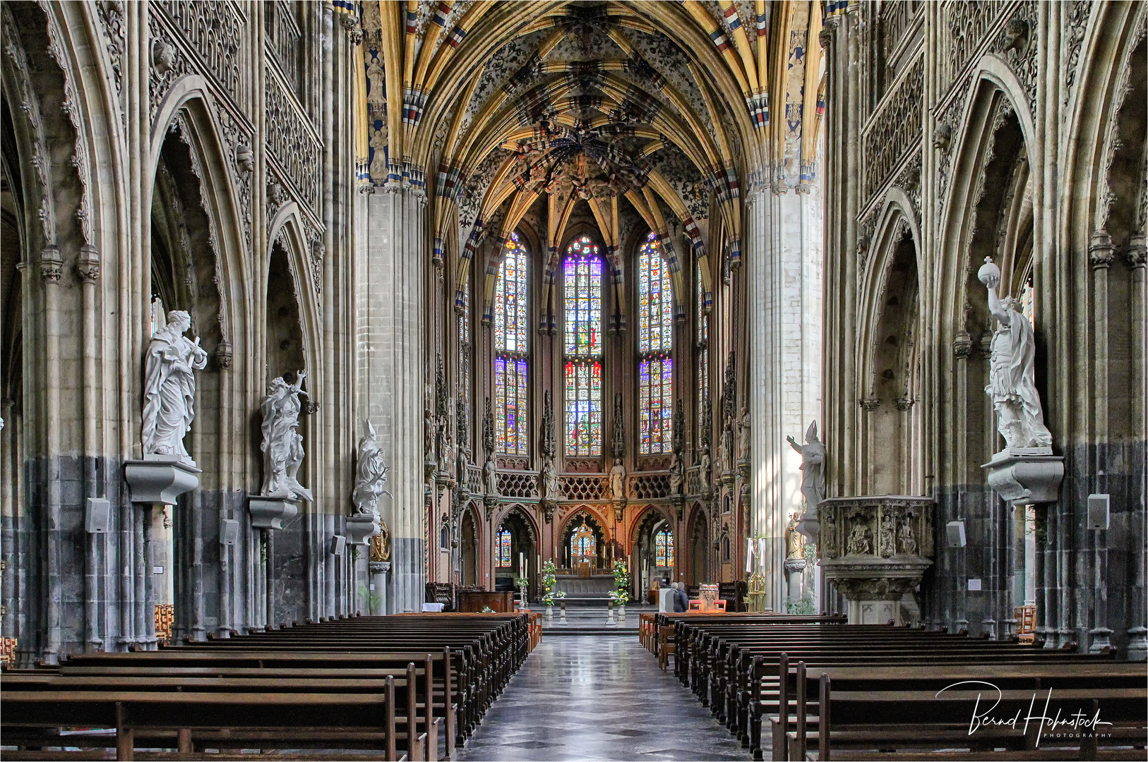 SaintJacquesleMineur von Lüttich. Foto & Bild fenster, licht