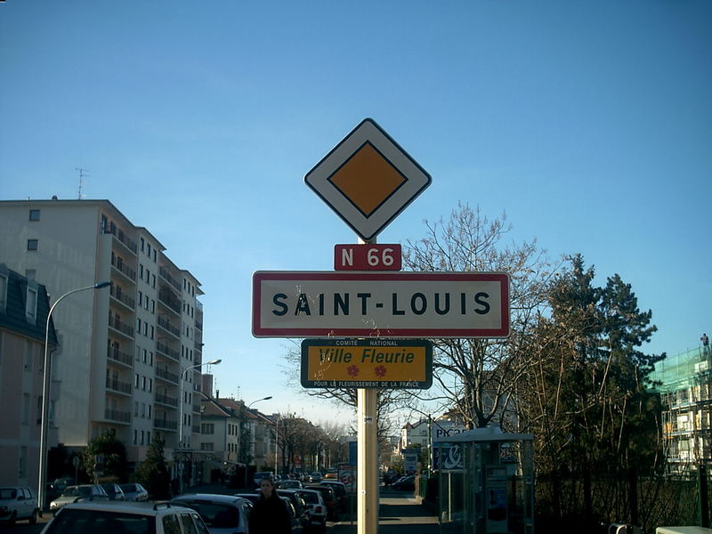 Saint Louis (ALSACE) -Ville Fleurie- March 2004