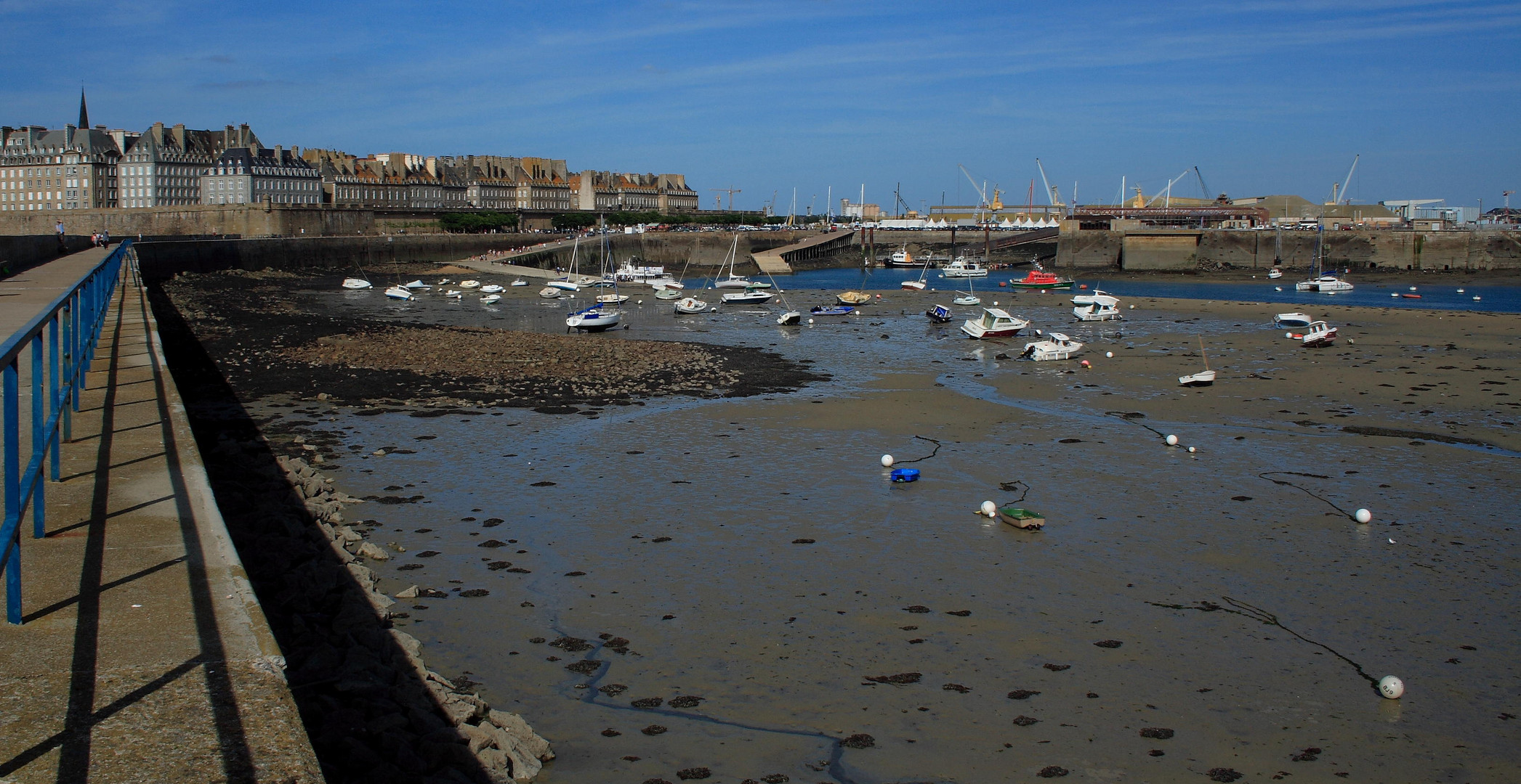 - Saint Malo - ....