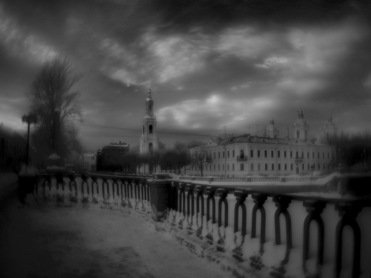 Saint Nicholas Naval Cathedral, winter sunset