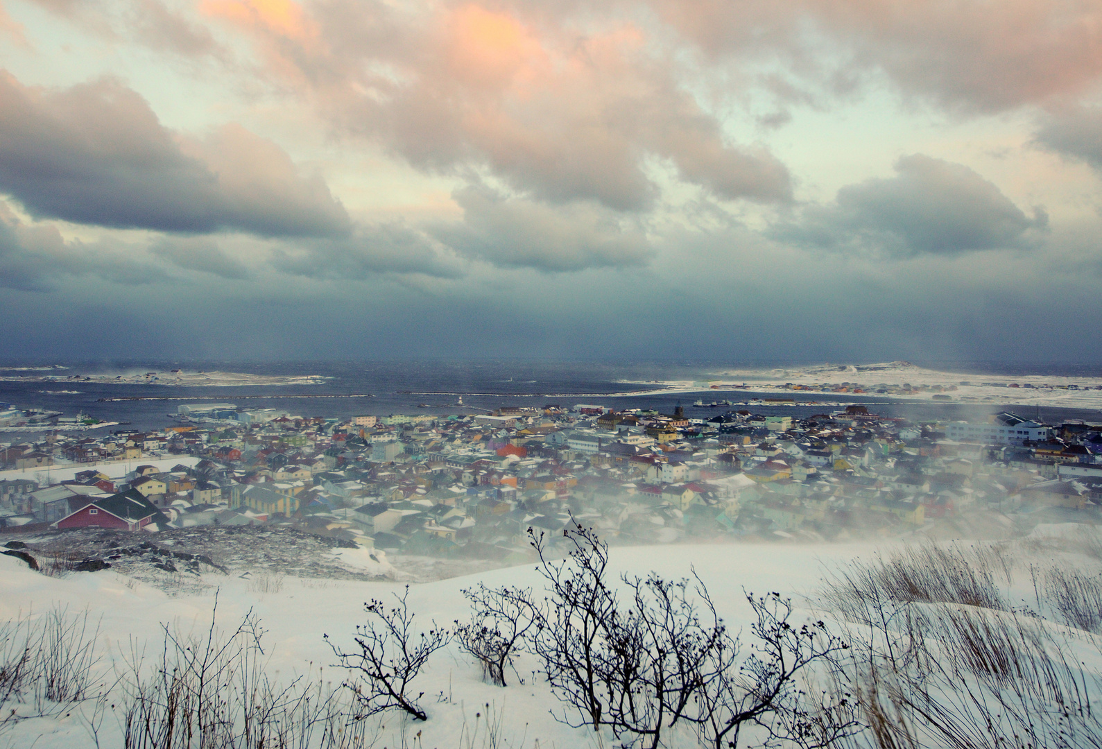 saint pierre et miquelon vu d'en haut