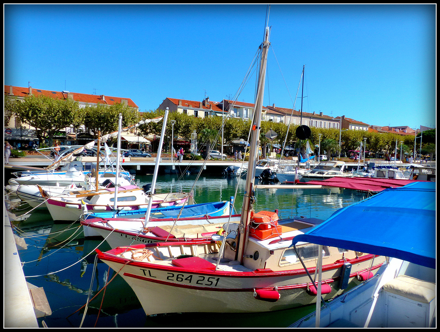 SAINT - RAPHAEL - 2 -