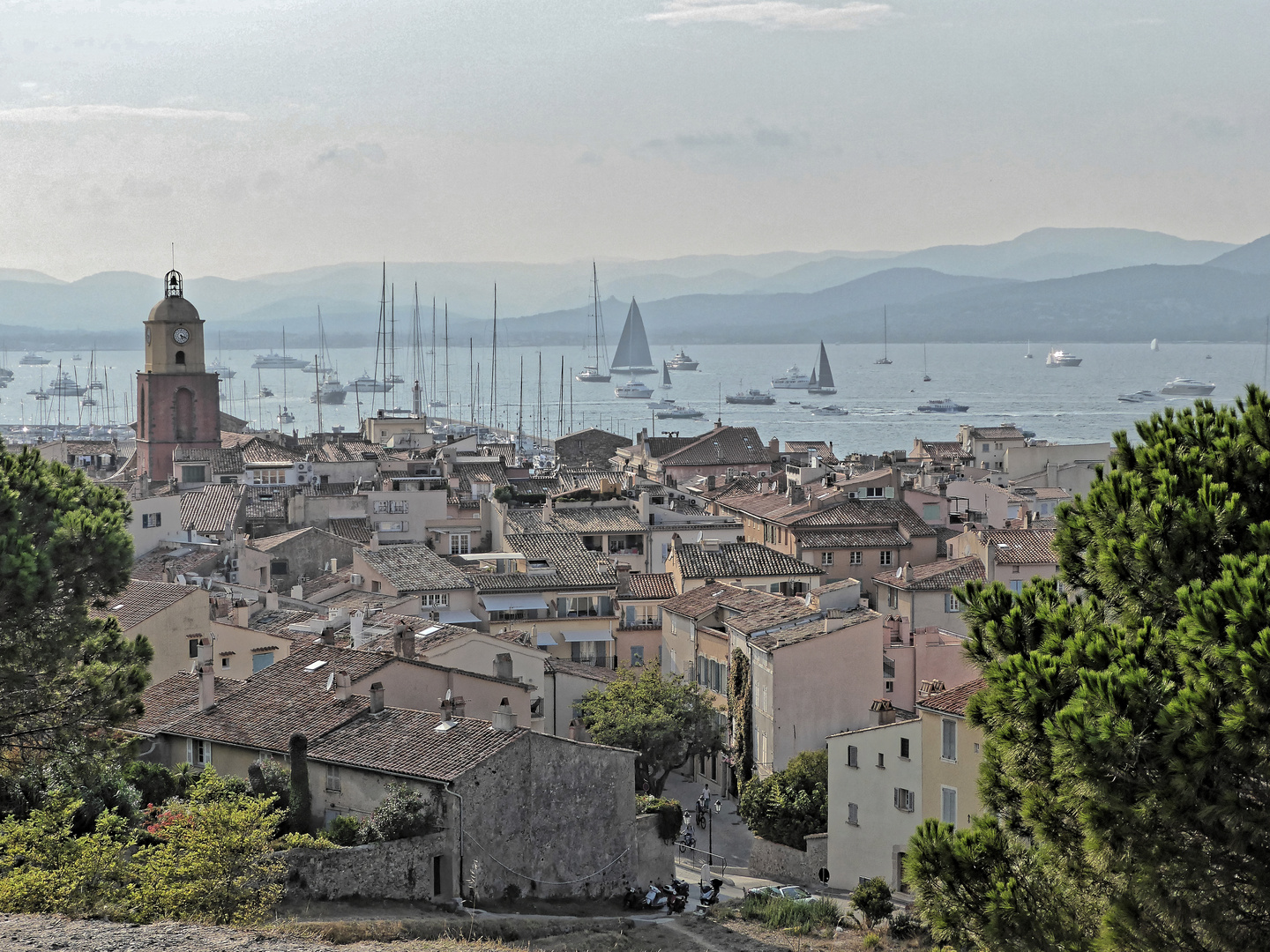 Saint Tropez zur blauen Stunde