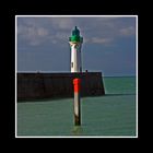 Saint-Valery-en-Caux (76) - Le point rouge du phare vert