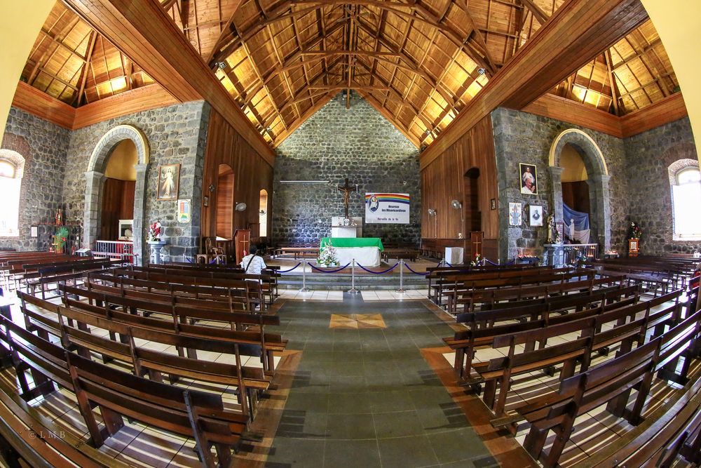 Sainte-Ruffine Altar