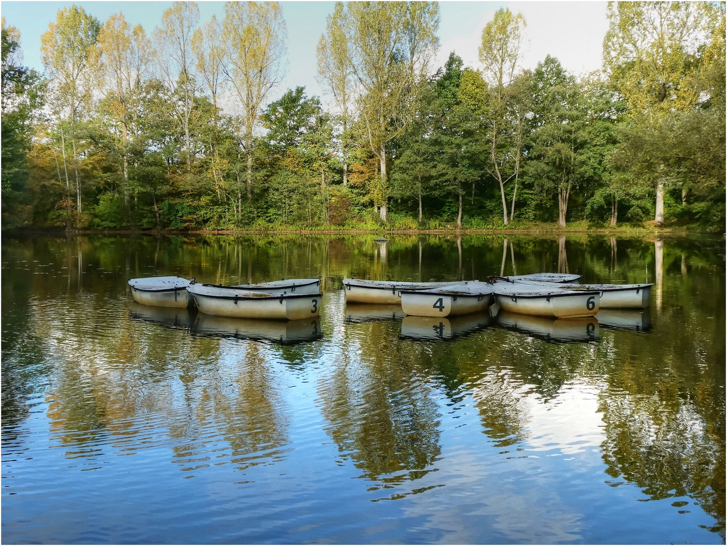 Saisonende an einem See bei Paderborn