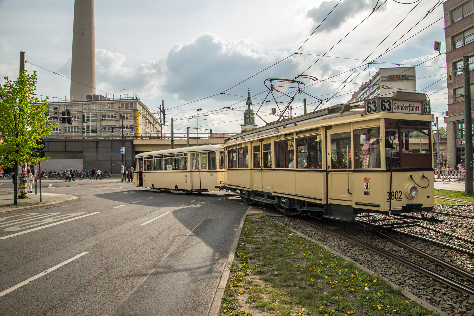 Saisoneröffnung des Denkmalpflegervereins Nahverkehr Berlin mit demTw 3802, Typ TM 34