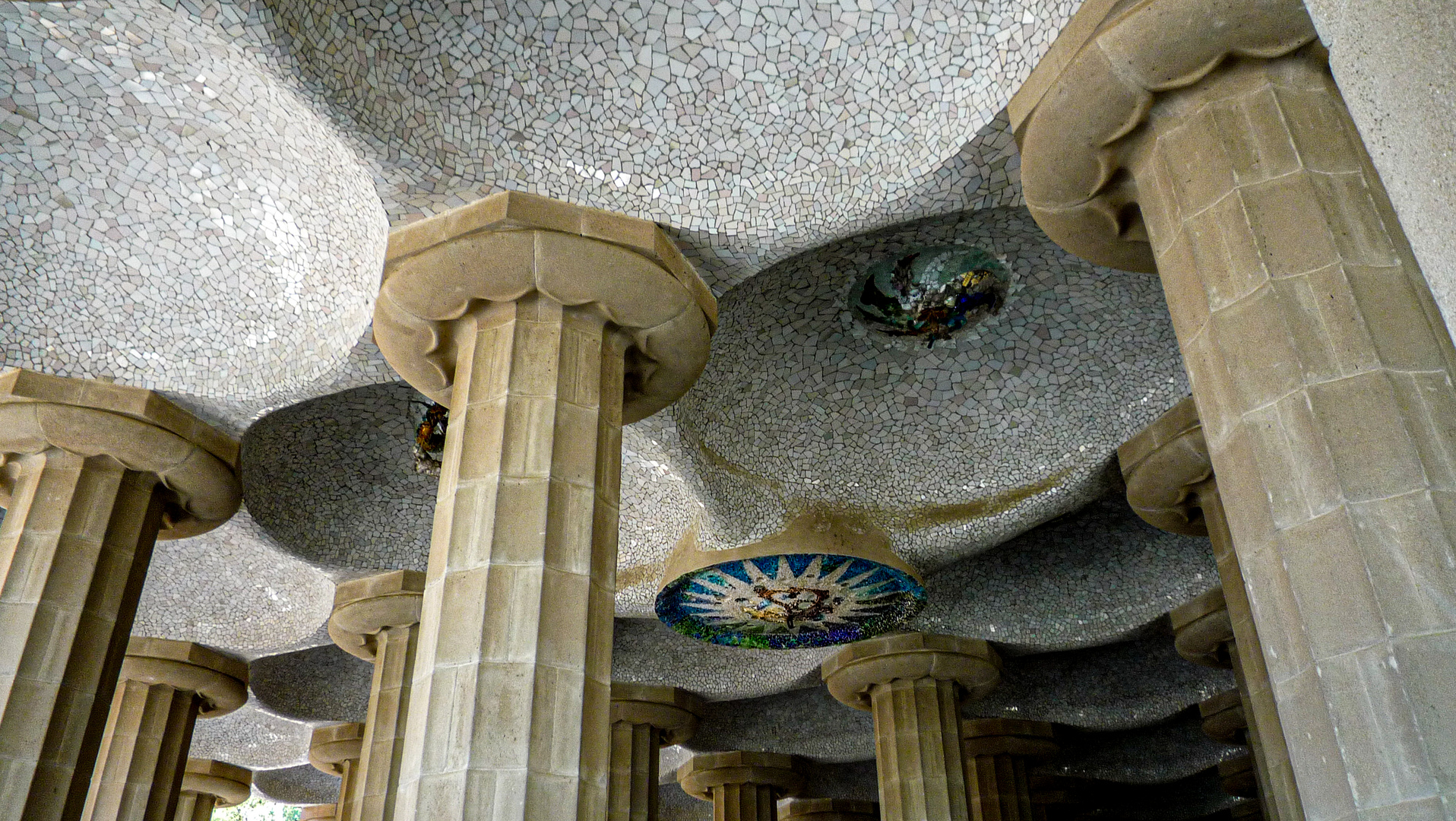 Sala Hippostila Antoni Gaudí_