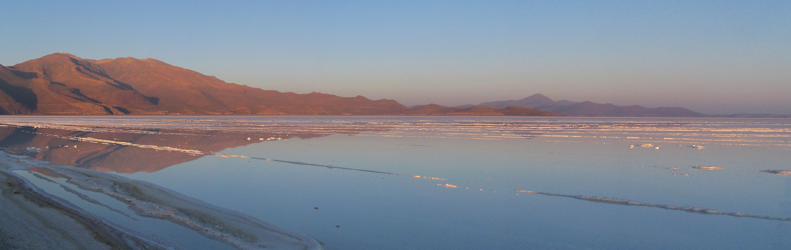 Salar de Uyuni im Morgenlicht