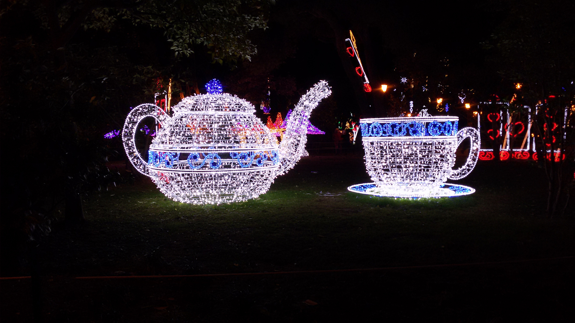 Salerno: luci d'artista 2015 - Giardino incantato