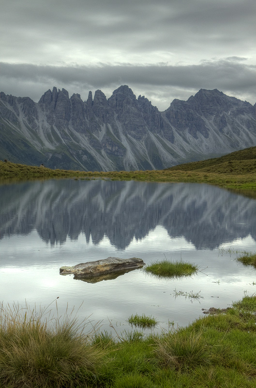 Salfeinssee mit Kalkkögel