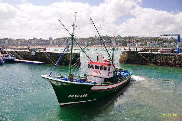 Salida del Puerto ( San Sebastian )