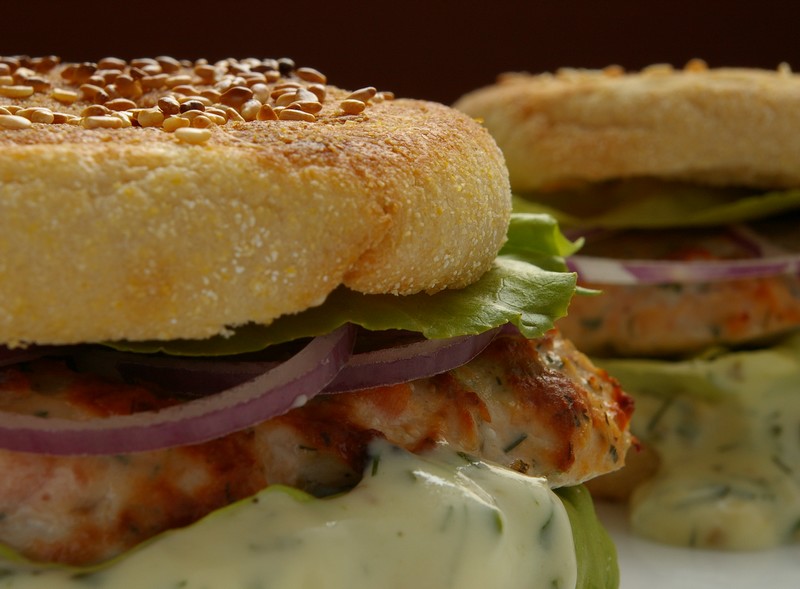 Salmon Burgers with Dill Tartar Sauce