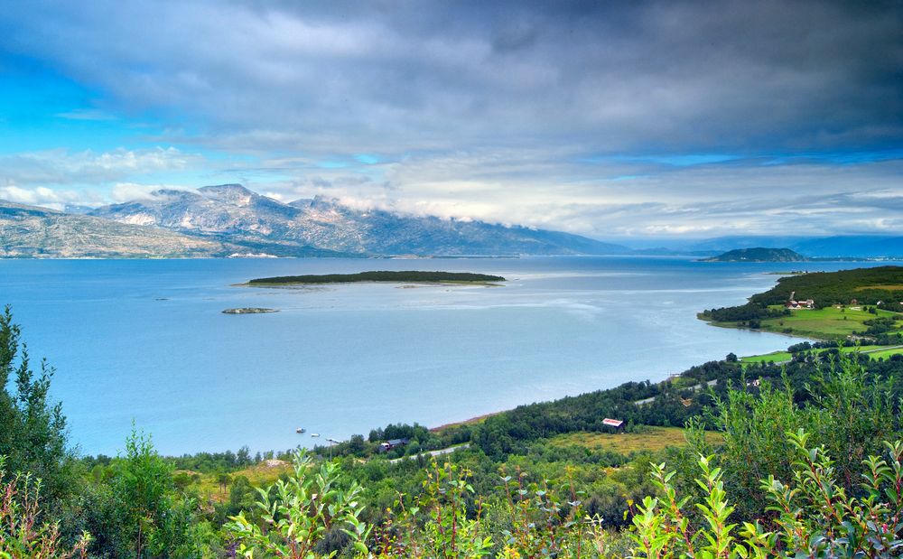 Saltfjord nördlich des Polarkreises