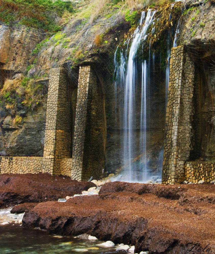 Salto de agua.