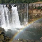 Salto de Laja mit Regenbogen