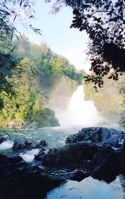 Salto del Huilo-Huilo - Chile