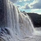 Salto El Sapo, Laguna de Canaima, Venezuela