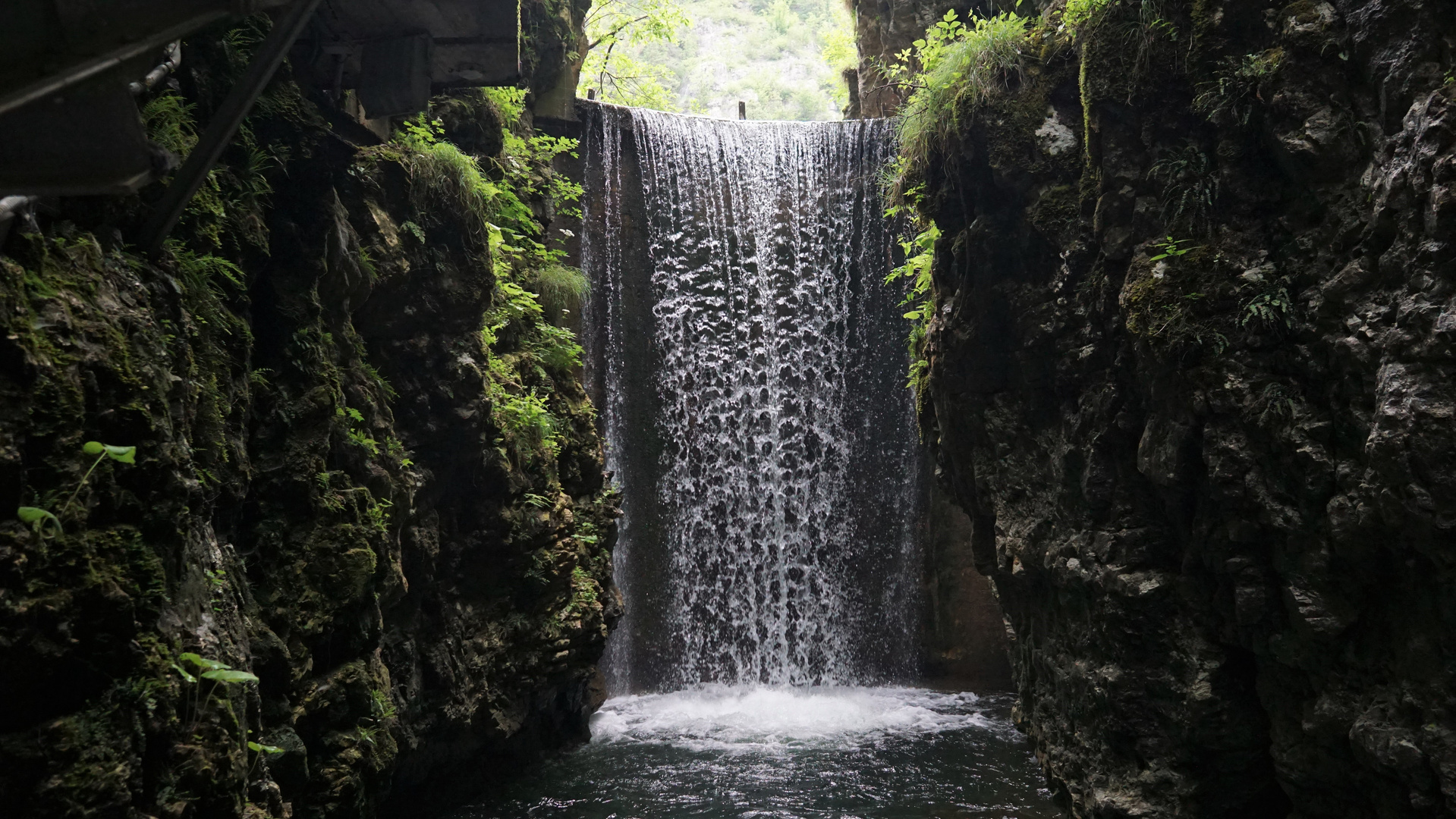 Salto nel buio