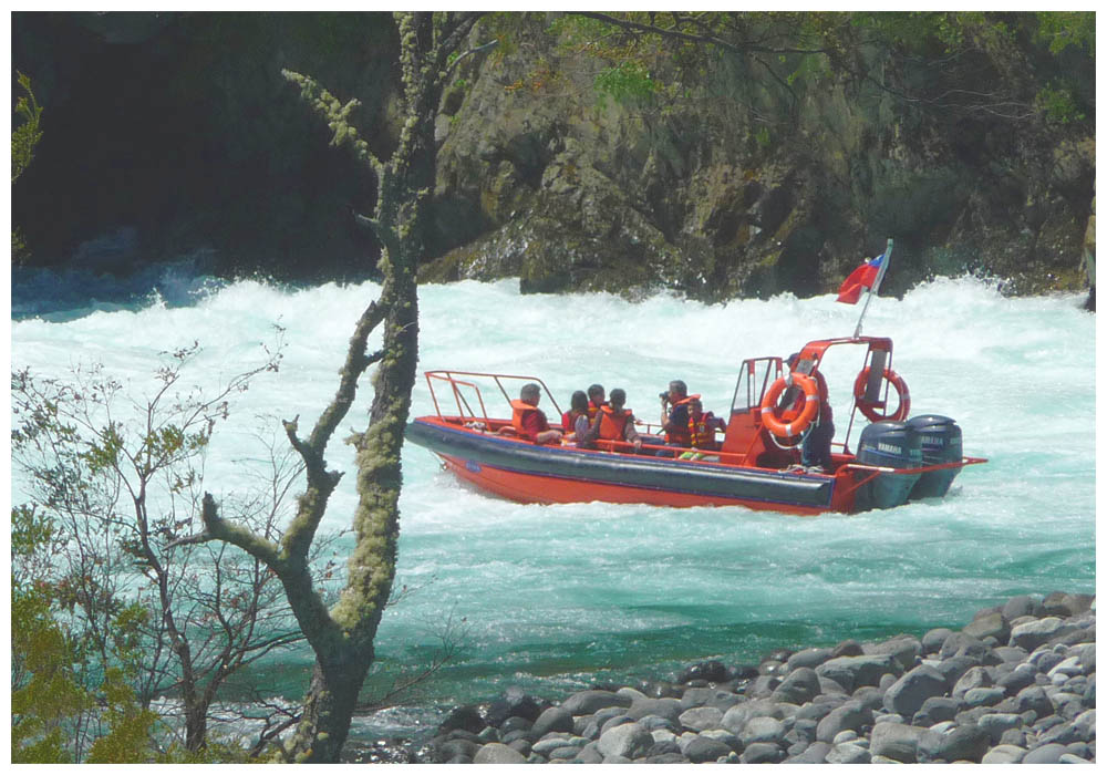 Saltos de Petrohue, Jetboat