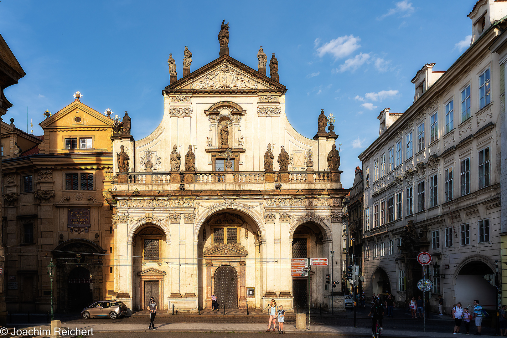 Salvatorkirche am Kreuzherrenplatz in Prag