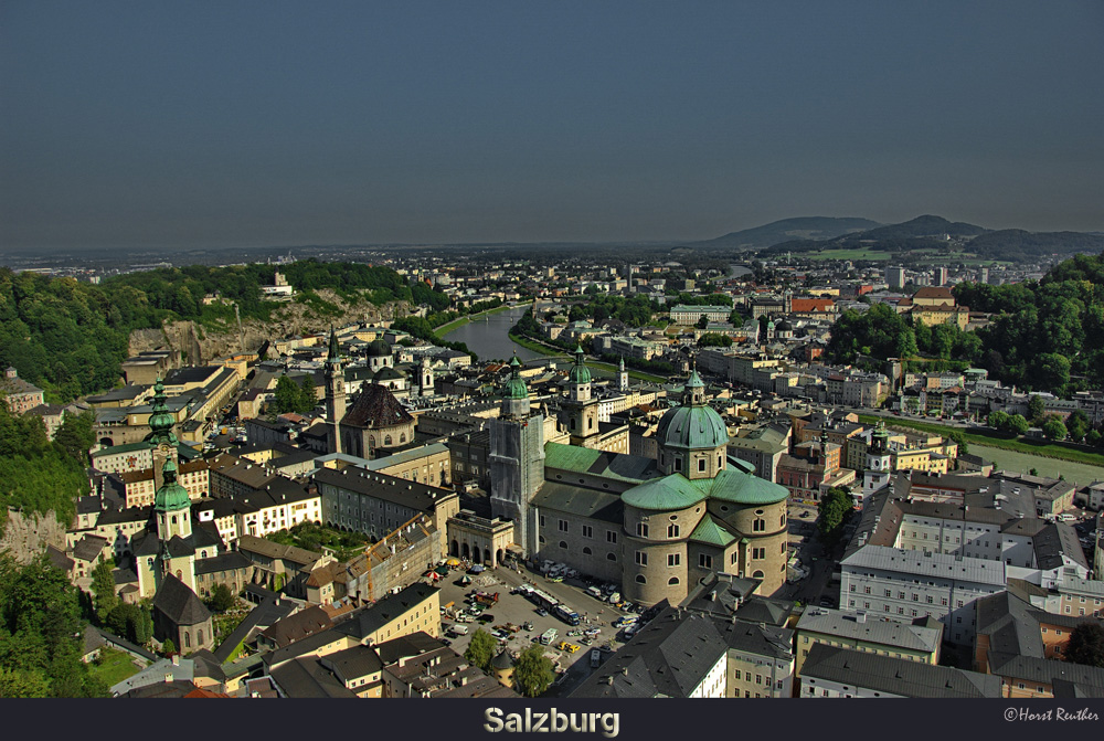 Salzburg bei einem Regentag.