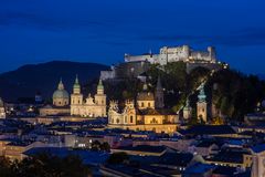 Salzburg bei Nacht-2