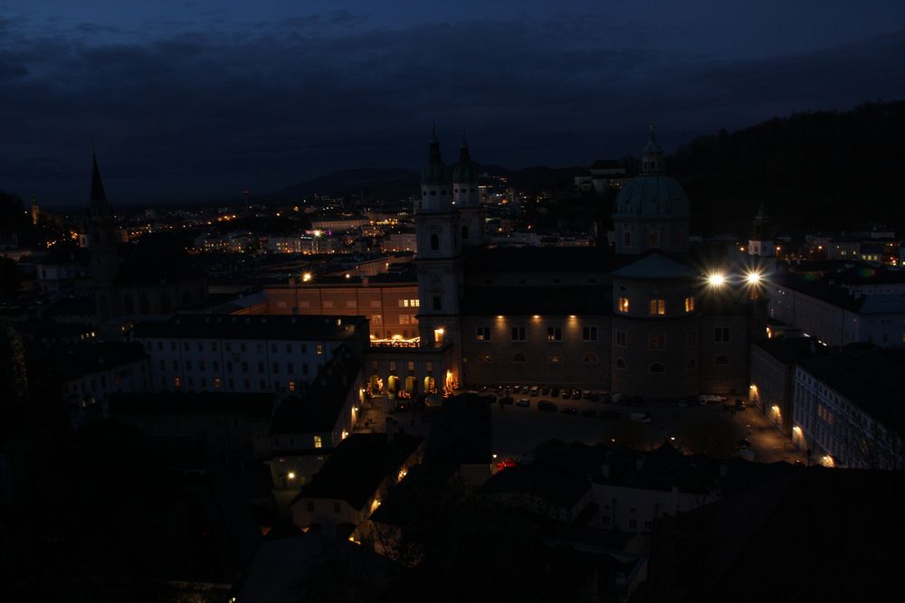 Salzburg bei Nacht von manu.best 