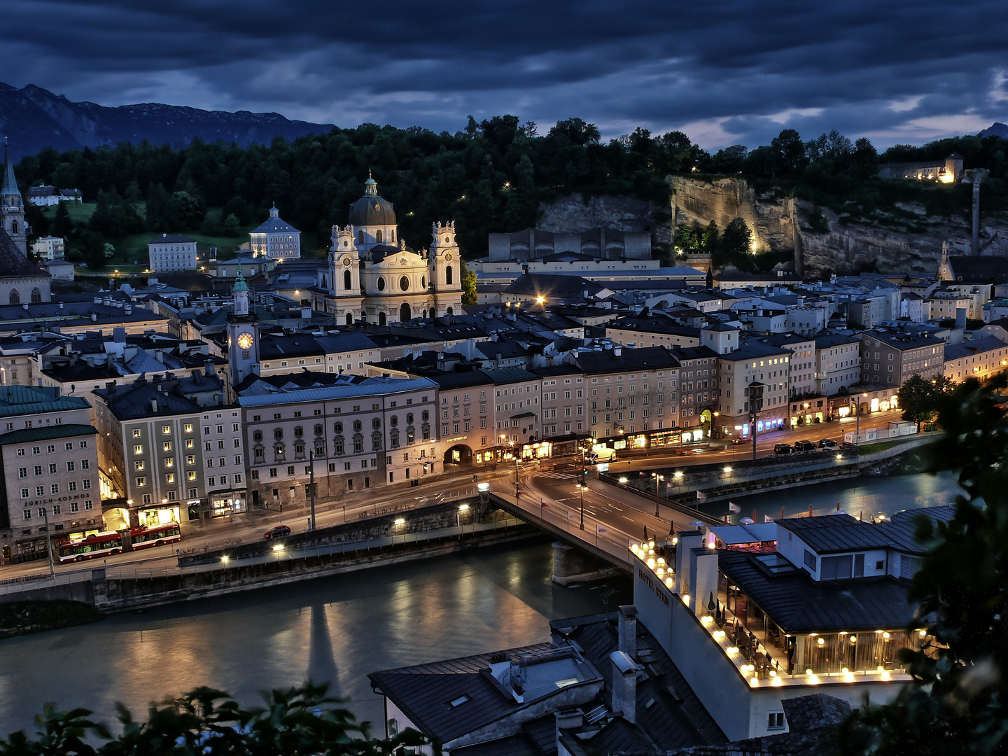 Salzburg bei Nacht