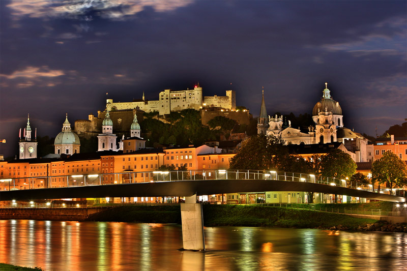 Salzburg bei Nacht