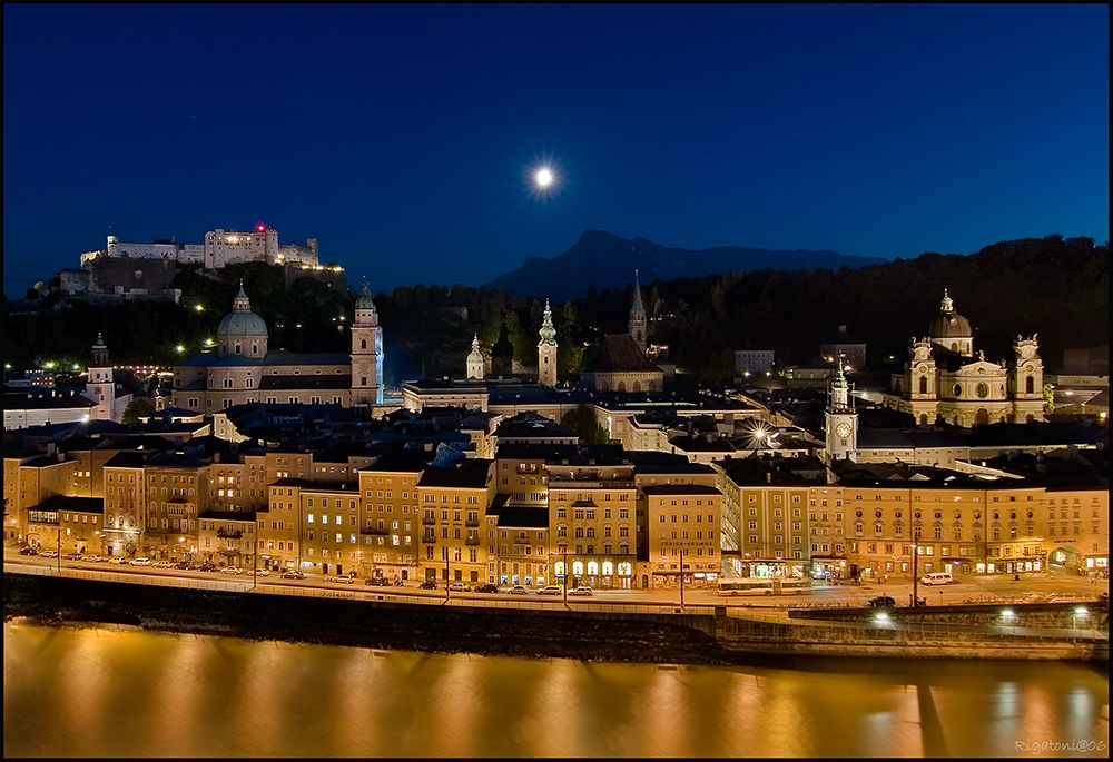 Salzburg bei Nacht