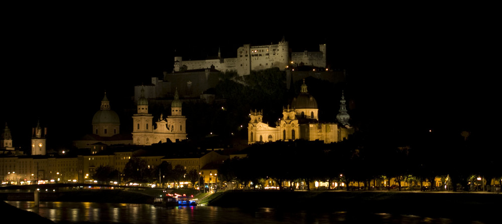 Salzburg bei Nacht