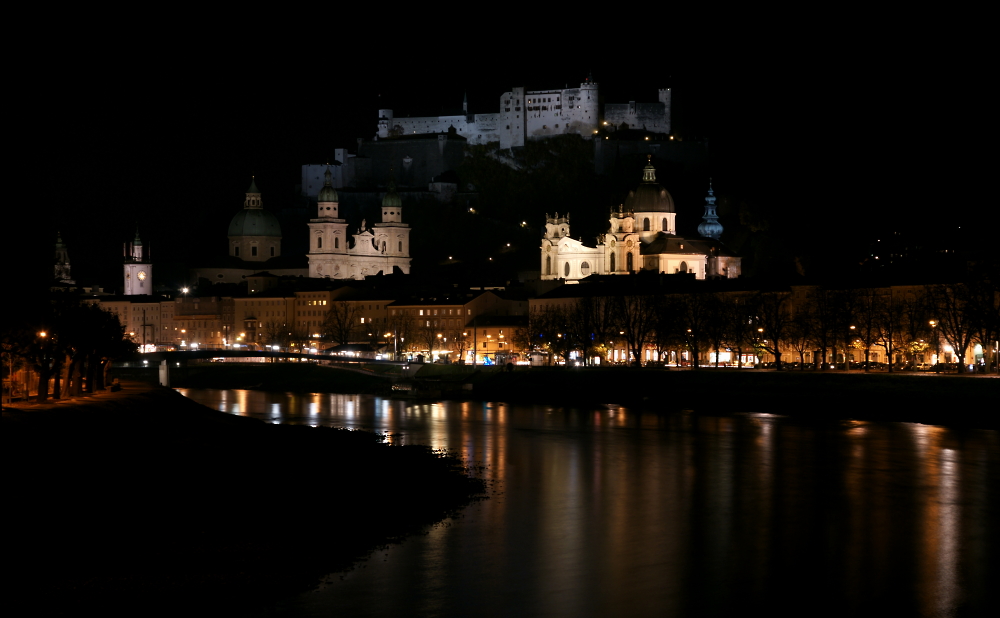 Salzburg bei Nacht