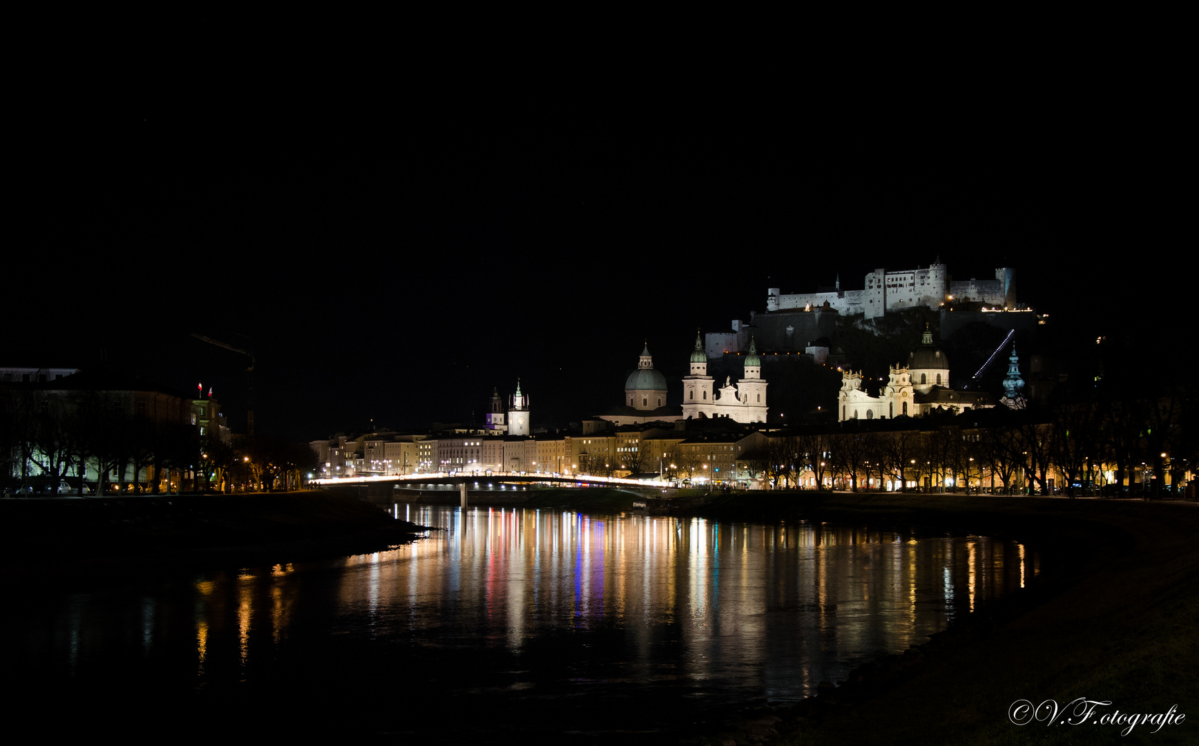 Salzburg City bei Nacht