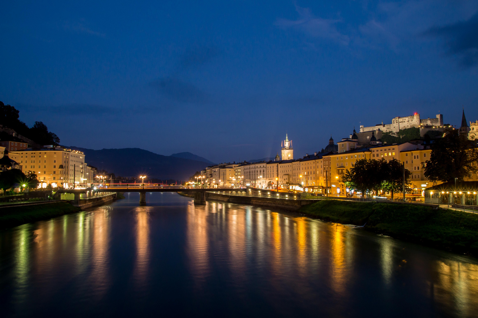 Salzburg mit Blick auf die Staatsbrücke