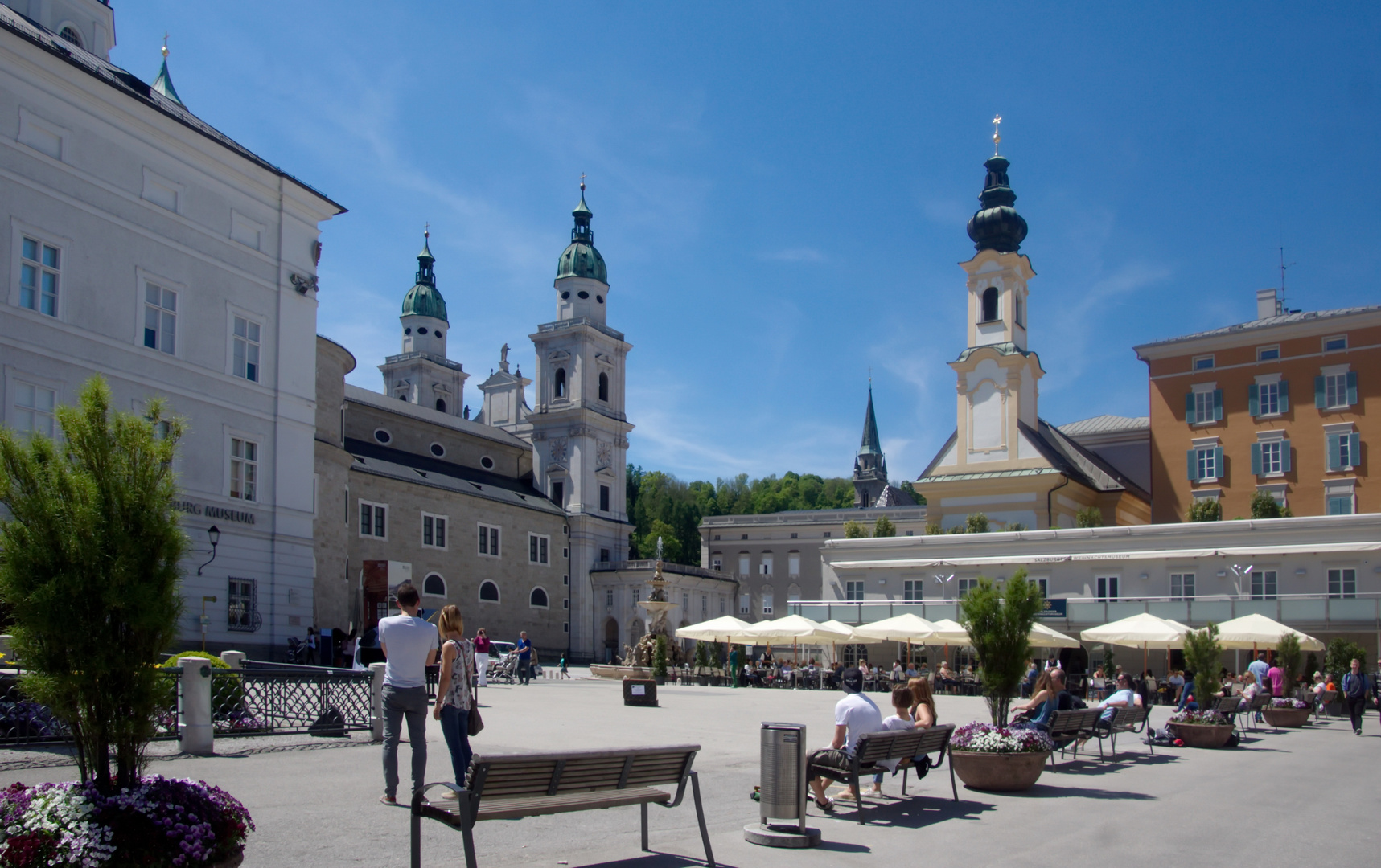 Salzburg    Mozartplatz