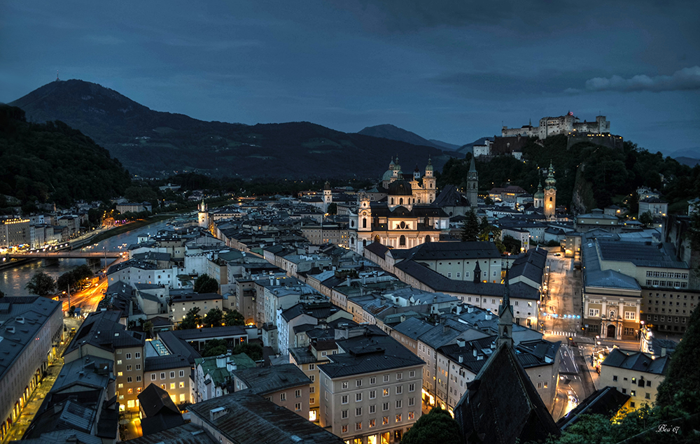 Salzburg zur blauen Stunde ...