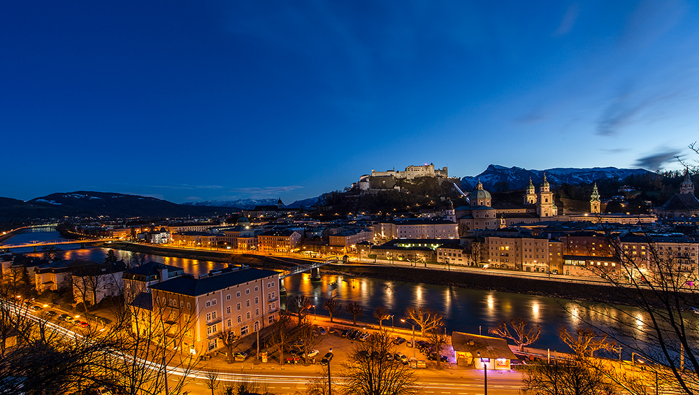 Salzburg zur blauen Stunde