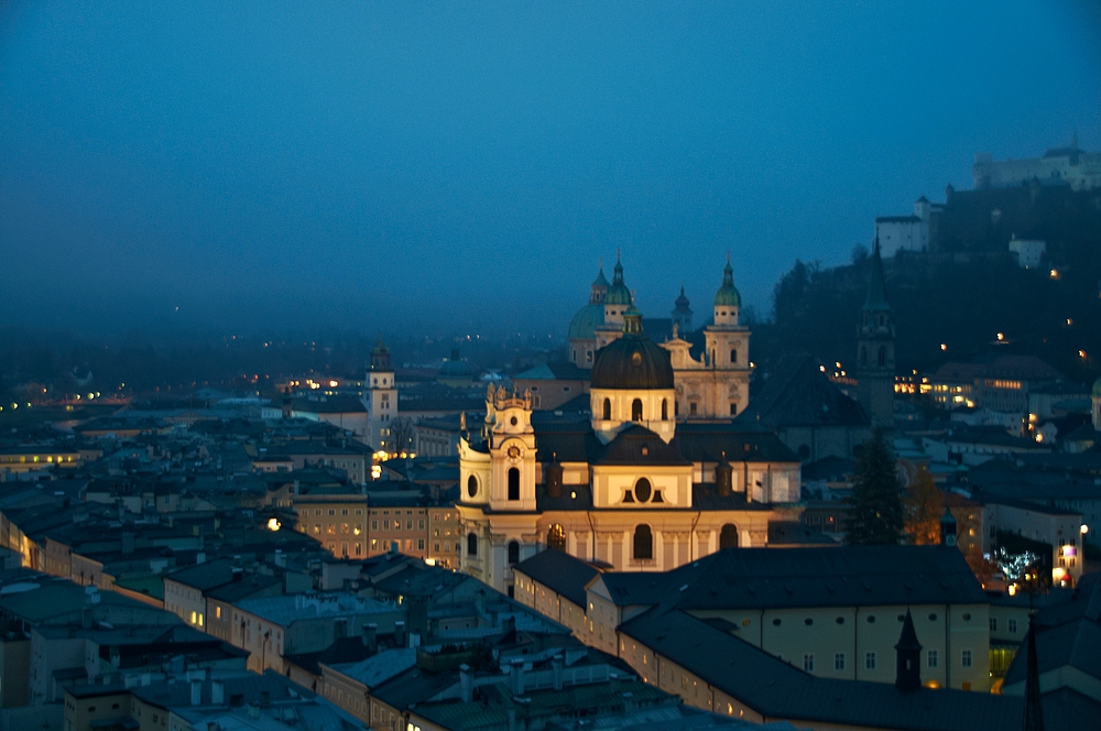 Salzburg zur blauen Stunde