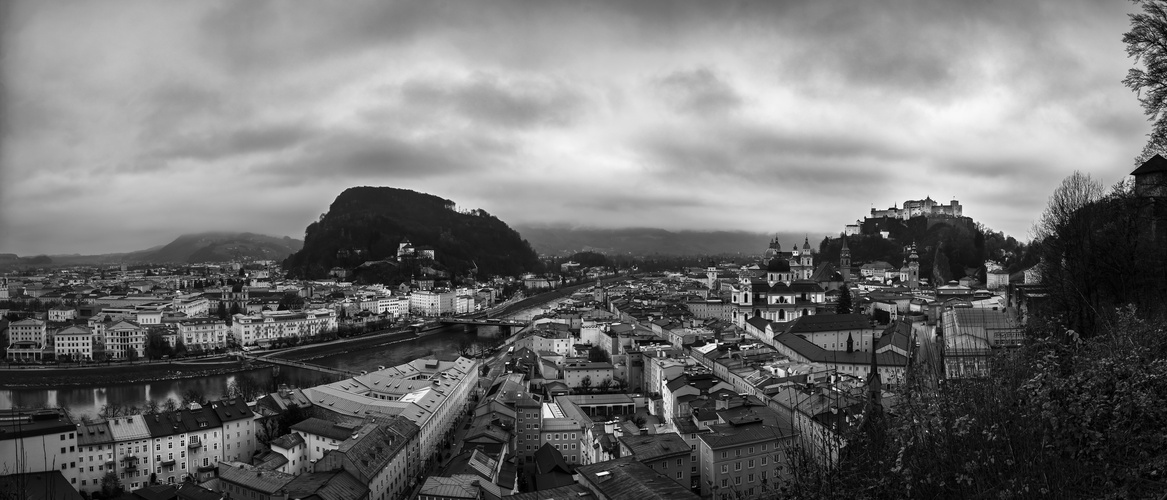 Salzburger Altstadt Pano (Leider beschnitten)