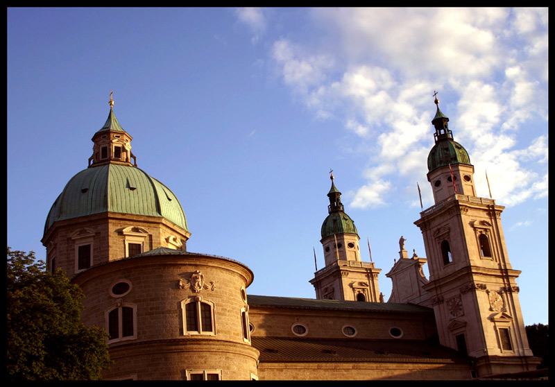 Salzburger Dom in der Abendsonne (mit PS nachbearbeitet)