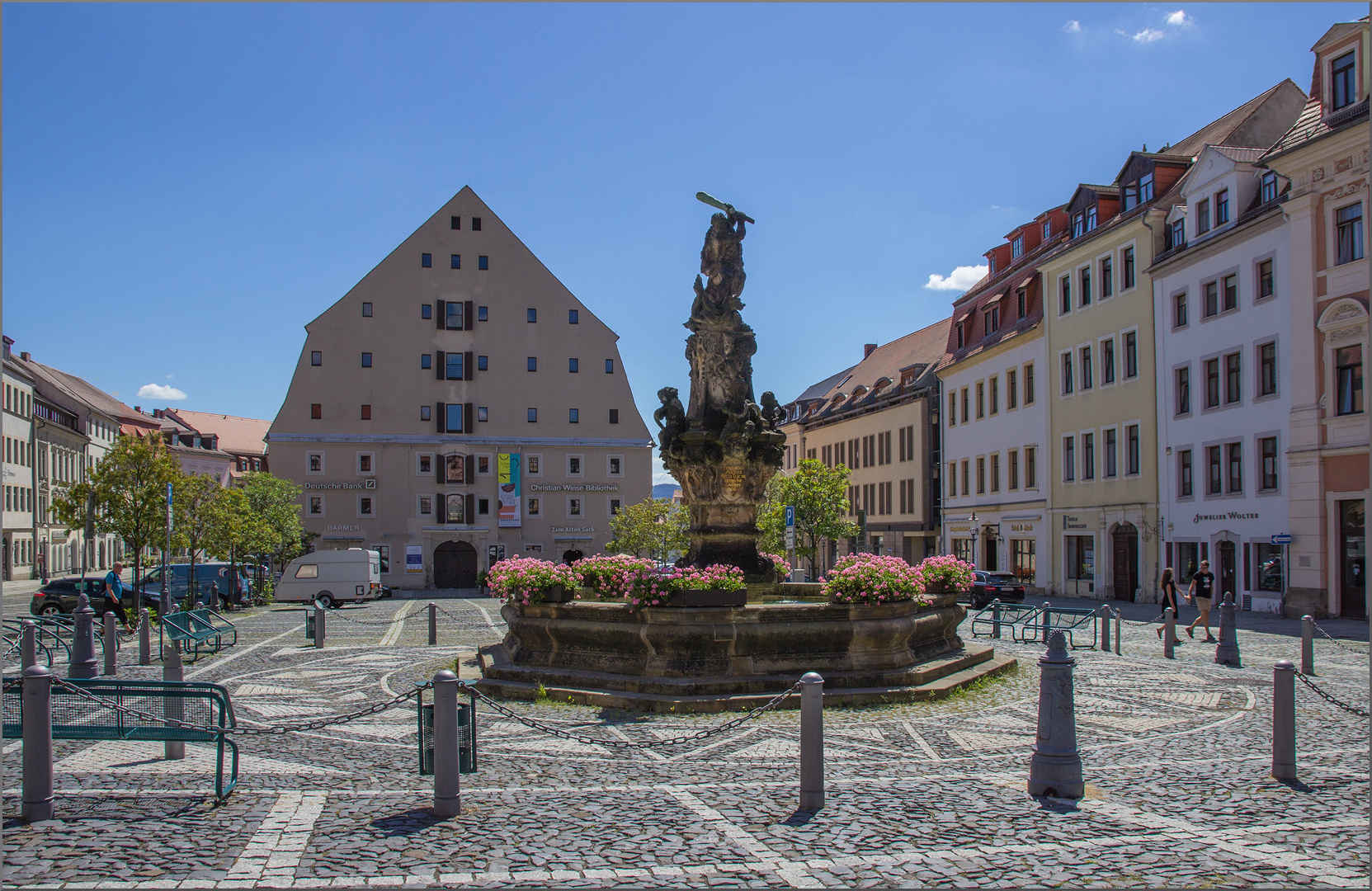 Salzhaus und Herkulesbrunnen 