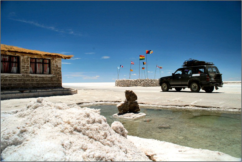 Salzhotel auf dem Salar de Uyuni (Bolivien)