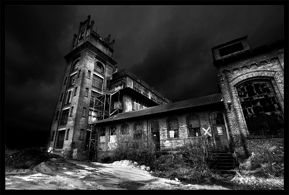 Salzmann von Außen Foto & Bild architektur, lost places, motive