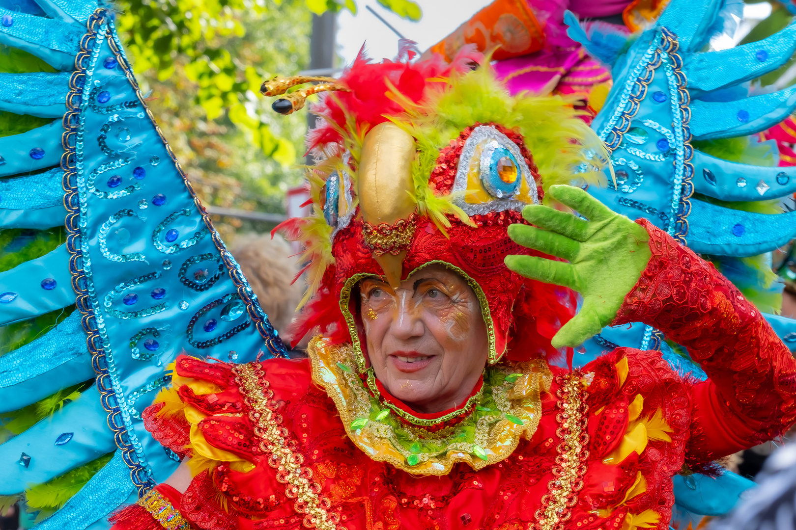 Sambakarneval in Bremen 2022 Stelzenfrau Chefin