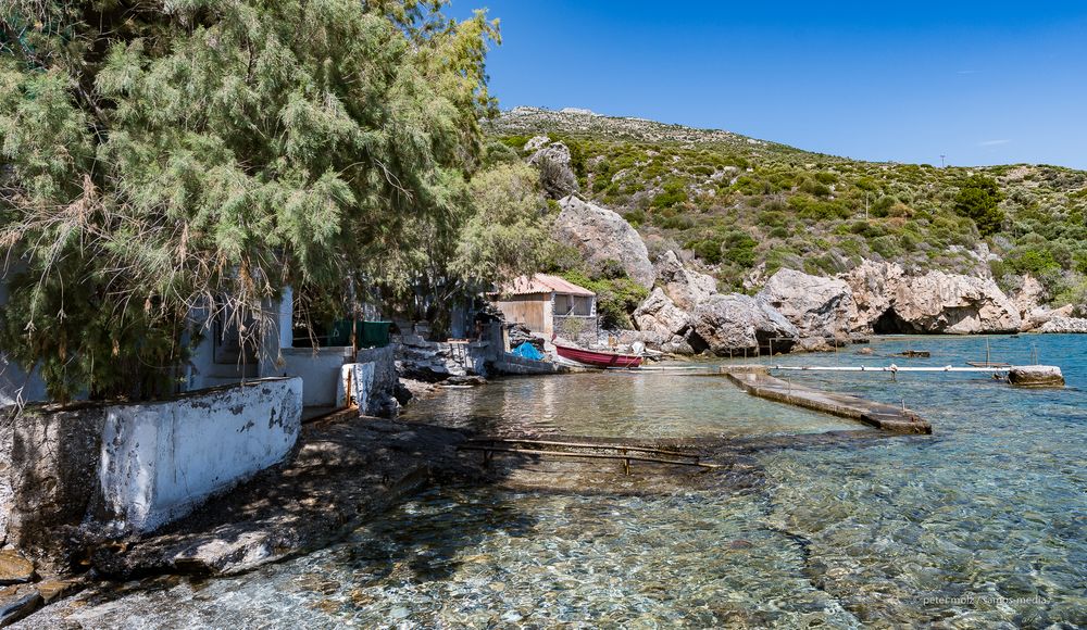 Samos - remote bay below Vergi