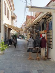 Samos Vathi Einkaufstraße in der Nachsaison